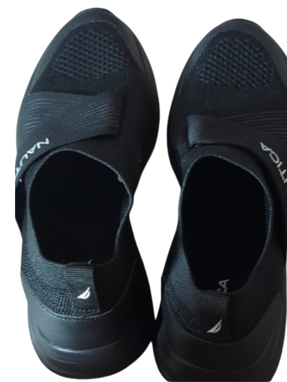 Nautica Woman's Black Mesh Slip-On Sneakers